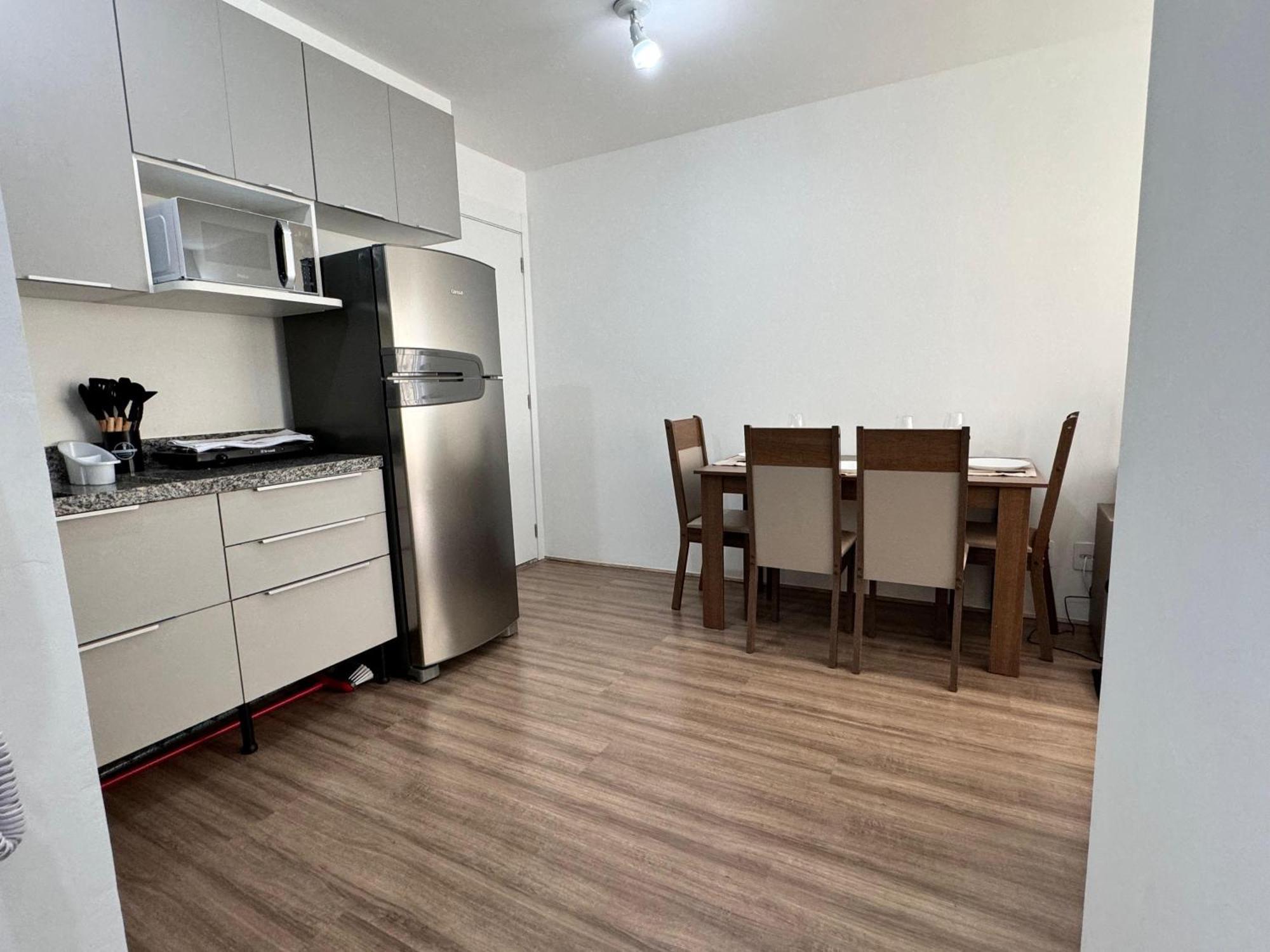 R1202 Apto Completo 2 Dorm Mooca * São Paulo