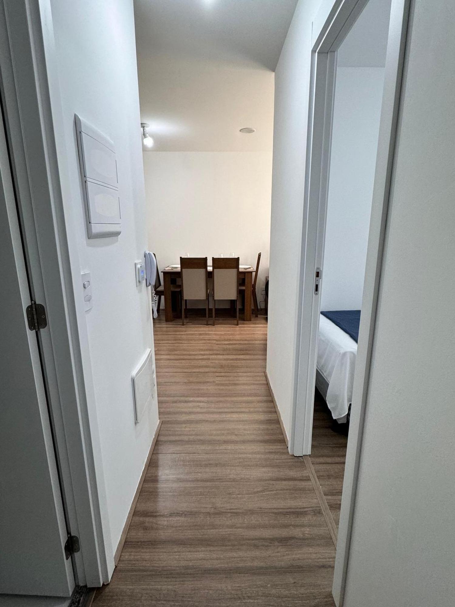 R1202 Apto Completo 2 Dorm Mooca *